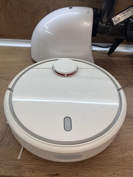 Робот прахосмукачка