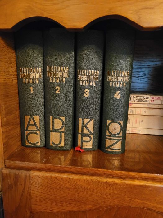 Dictionar enciclopedic român