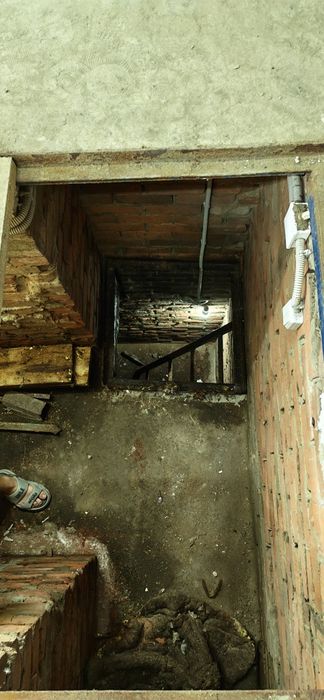 Гараж (в центре) ооператив "химик"