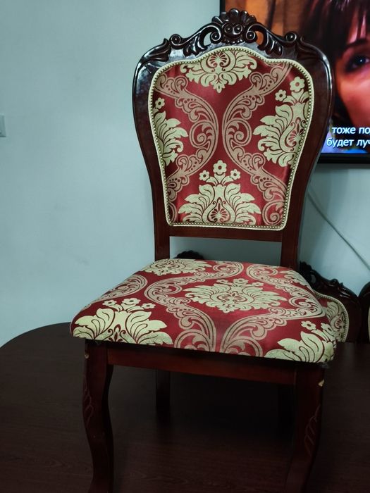 Продам стол 5 м сол стульями 18 штук