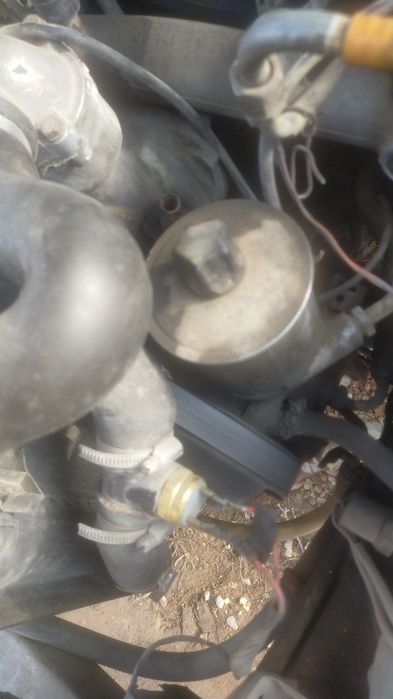 Мерседес 190 запчасть