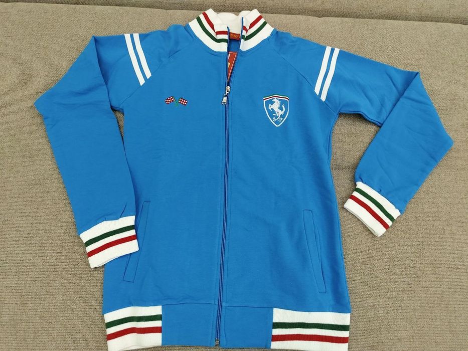 Мужские ветровки Ferrari