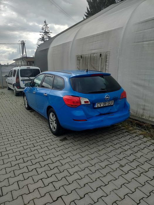 OPEL Astra 2011 — imagine 2