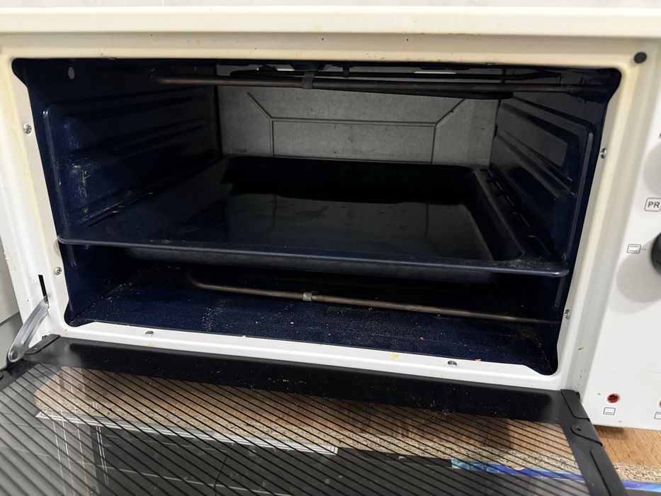 Продается печка в хорошем состоянии.