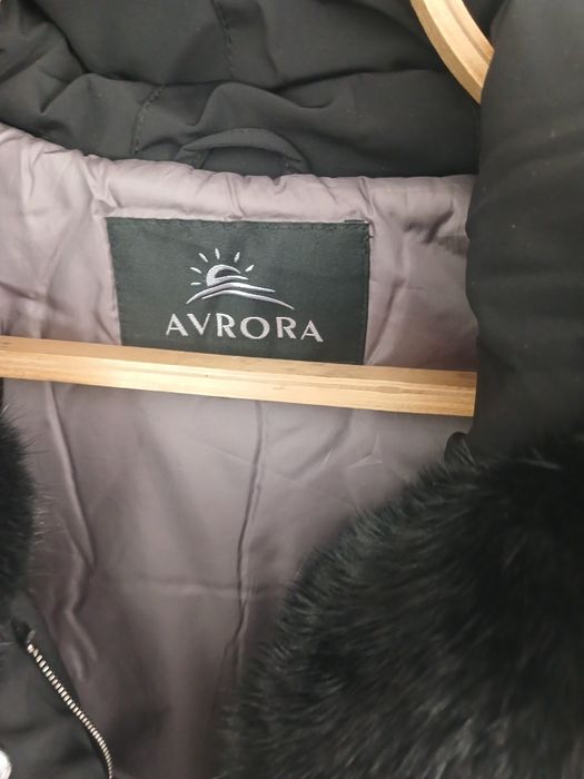 Продам женский пуховик