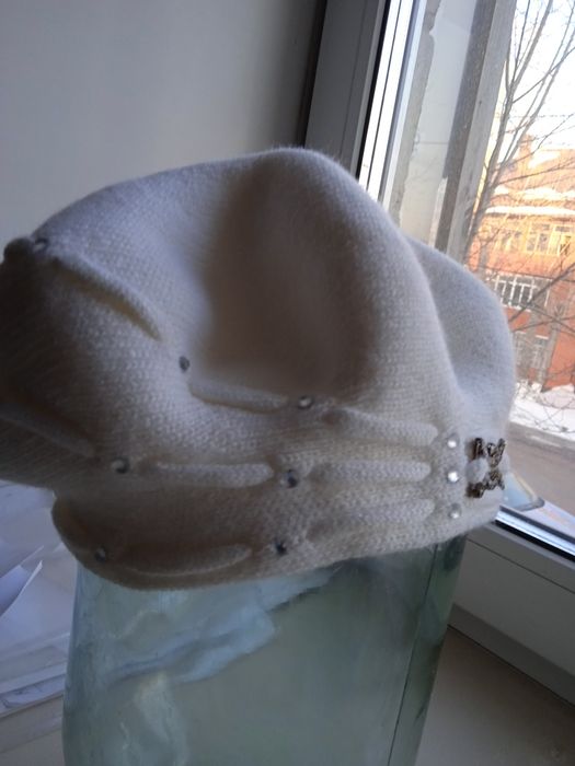 Берет женский новый