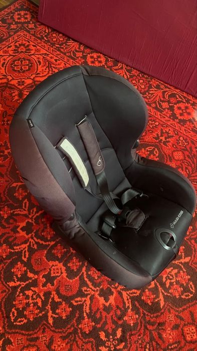 Автокресло Maxi-cosi фирменое