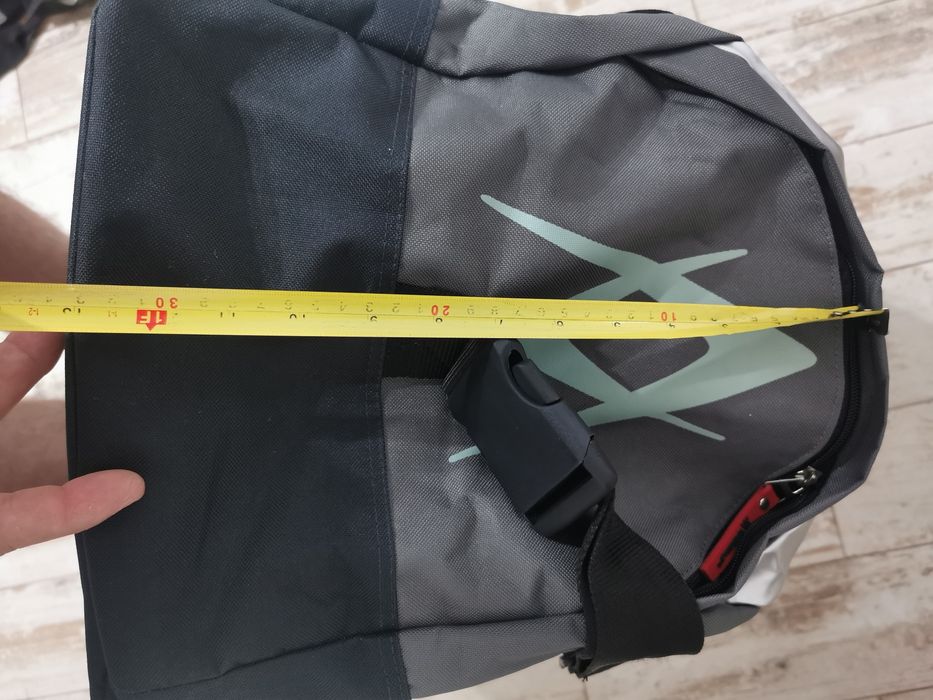 Genți sala vacanta volkl