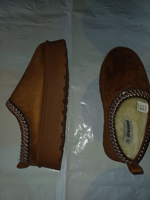 Дамски пантофи за дома