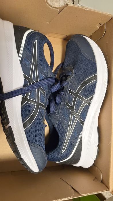 Оригинални мъжки кецове, гуменки Vans, маратонки Reebok и Asics