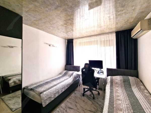 Продава се Тристаен апартамент в Пловдив, Тракия - 118 кв.м за 1949 €/кв.м - Снимка #4