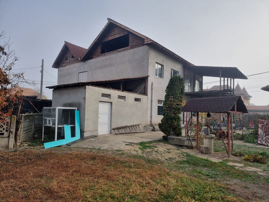 Casa P+1+m de vanzare