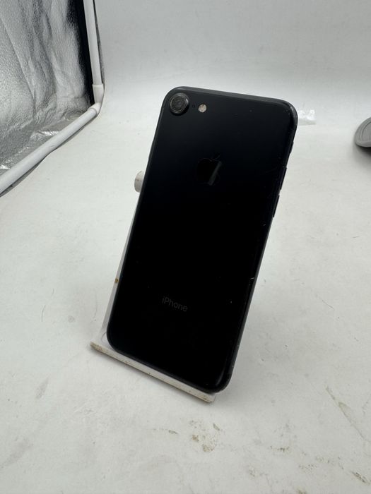 iPhone 7 32GB Black – Отлично състояние