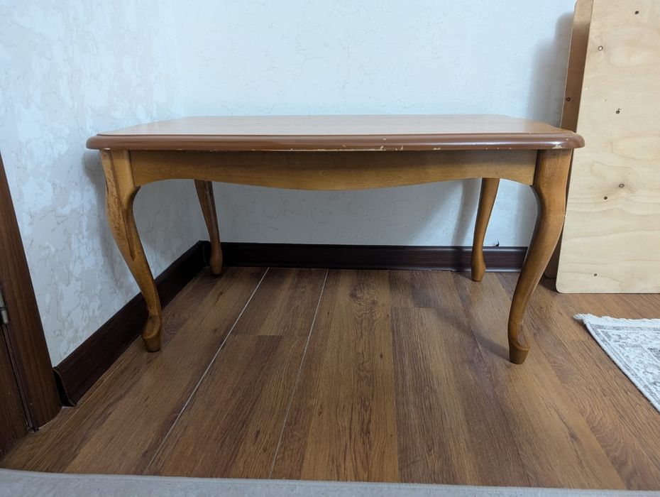 Продам Журнальный столик