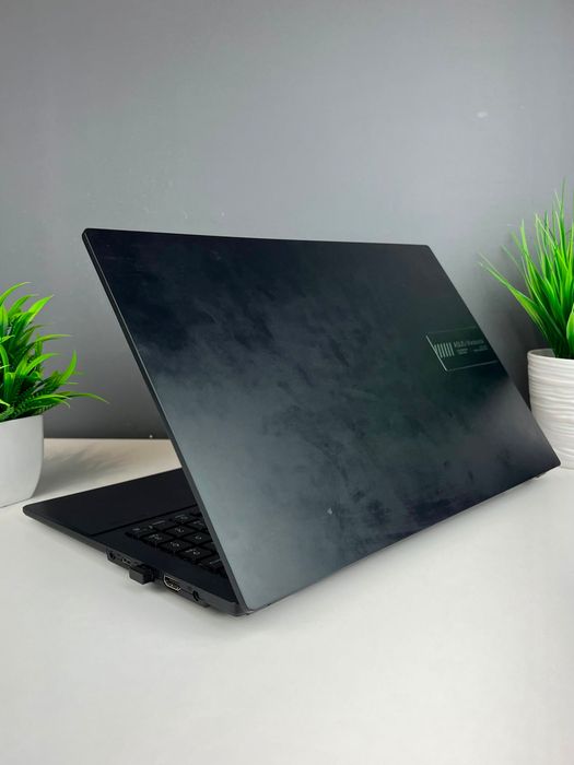 Ноутбук Asus Для работы и учебы AMD Ryzen 5 7-поколение 70006а960