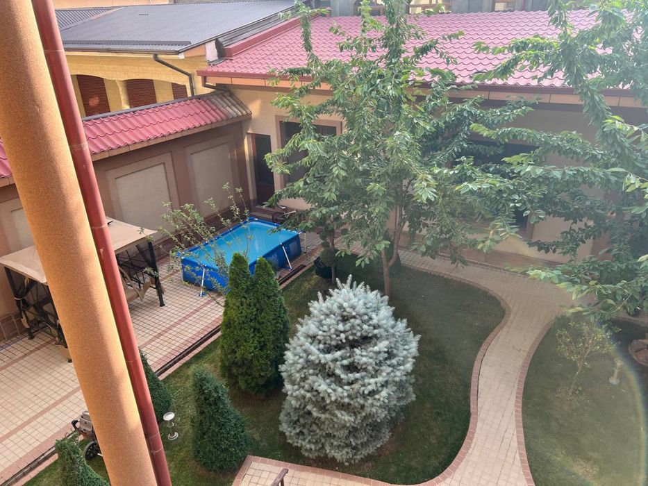 Uchastka sotiladi. 6 sotix..