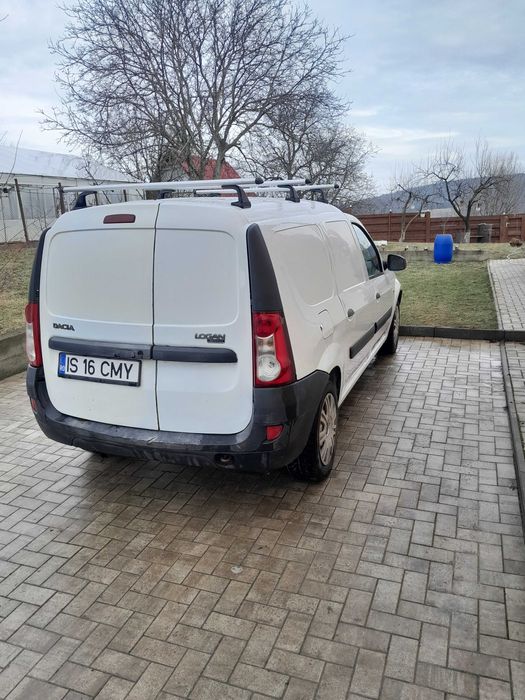 Vând autoutilitară