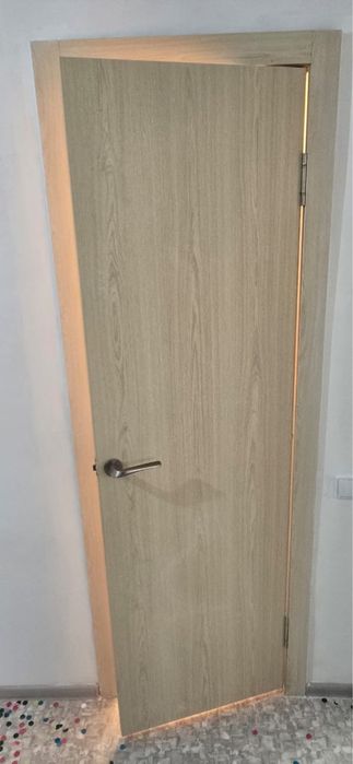 Продам двери медкомнатные