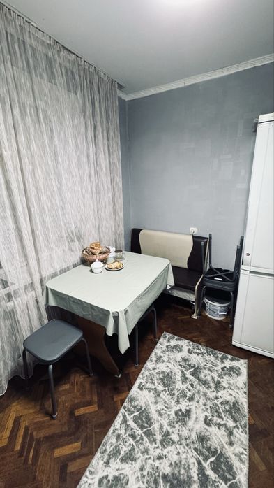 Продам 2-хкомн кв р-н Автопарк