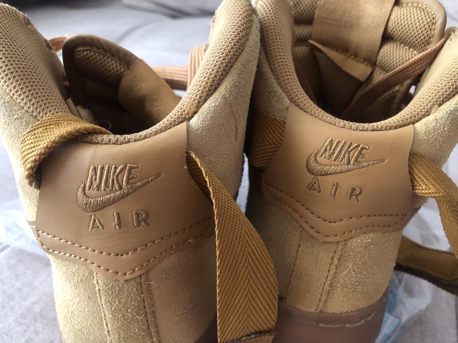 Vand ghete Nike Air baieti, mar 40, Buzz Bacau, stare foarte buna