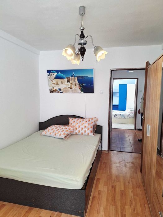 Inchiriez apartament 3 camere in Constanta