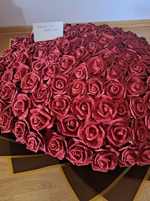 Букет 101 рози с брокат