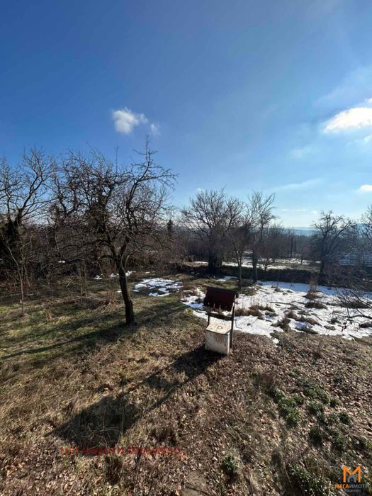 Продажба Къща гр. Севлиево - с. Градище 130m² и двор 780m²