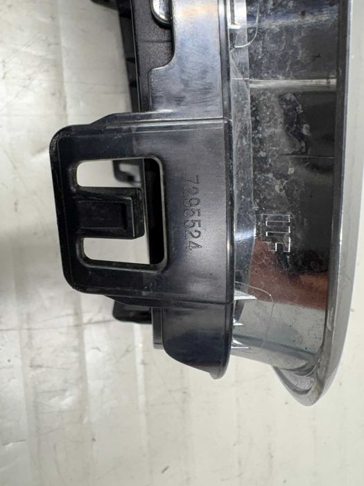 Бъбреци БМВ Ф22 Ф23 Грилове БМВ Ф22 Ф23 Спортни