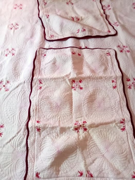 Покрывало на кровать