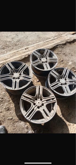 Диски карина е 15 радиус