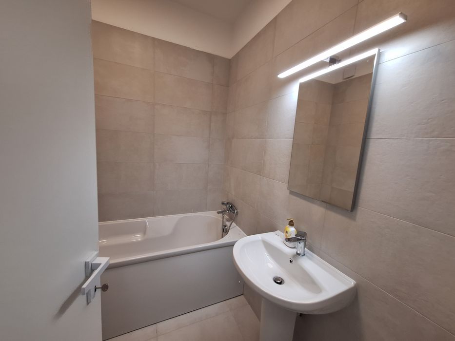 Exigent Plaza Residence faza 5