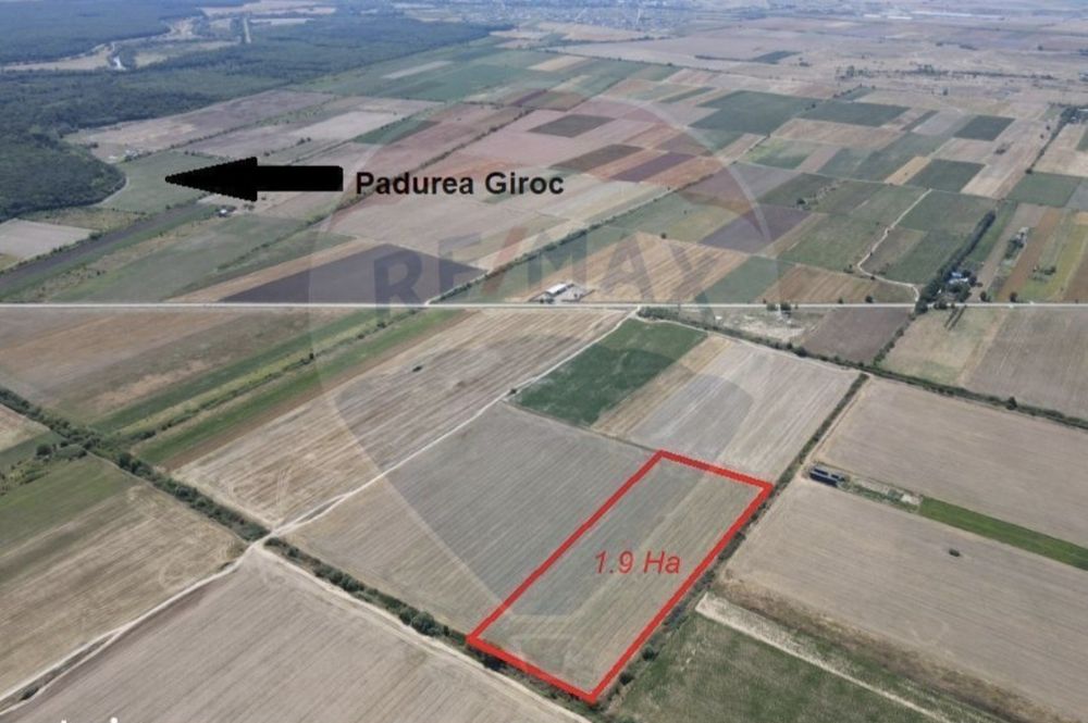 Vând  teren  Giroc