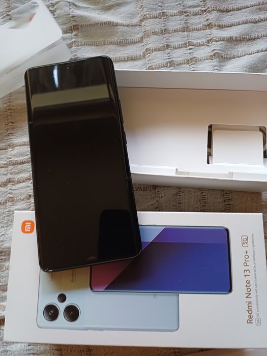 Телефон нов неизползван отворен само за снимки