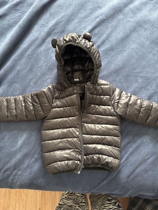 Продам детскую куртку
