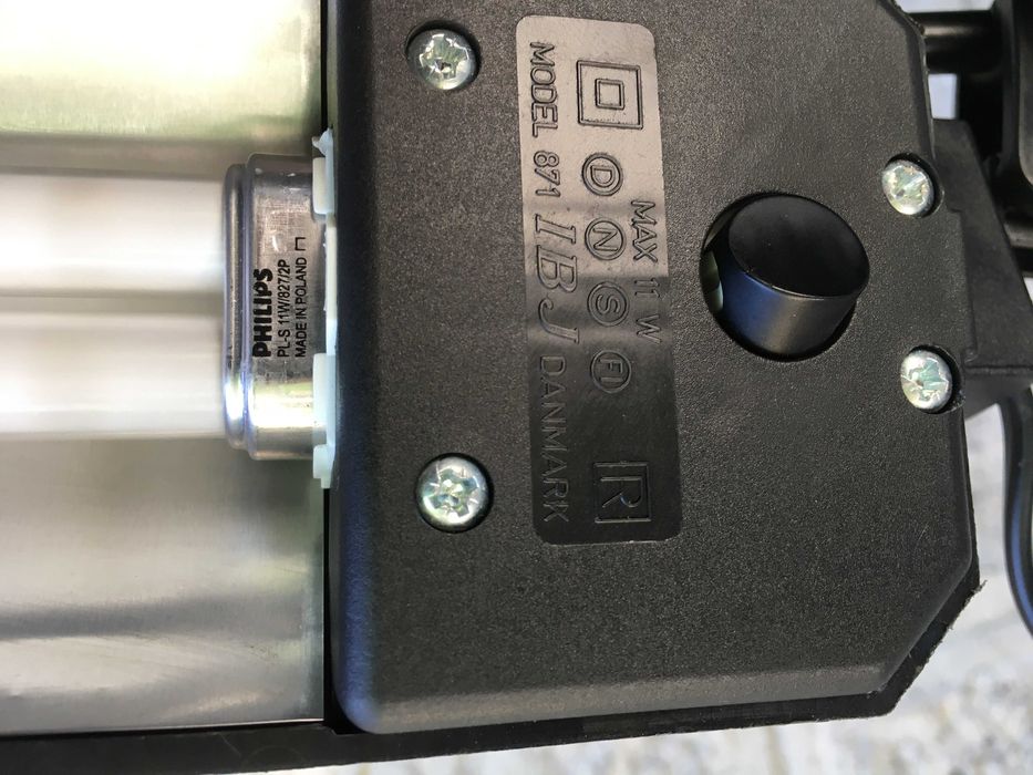 настолна лампа от Дания