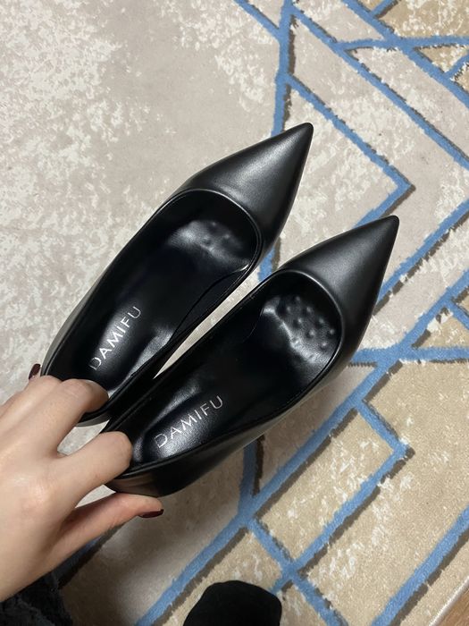 Продам новые туфли