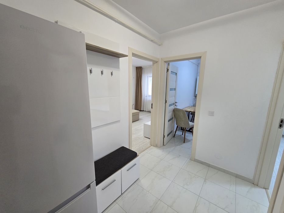 Vand apartament 2 camere