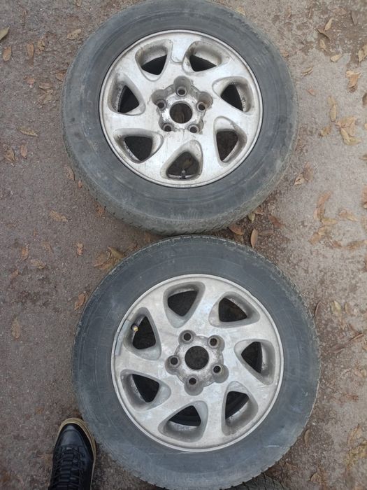 Диски  на Камри 10