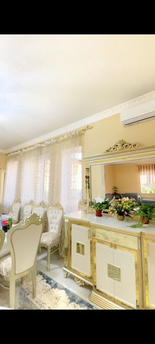 Кибрай Селекцияда 1,6соток 2этаж 6хонали участкамиза сотилади N069