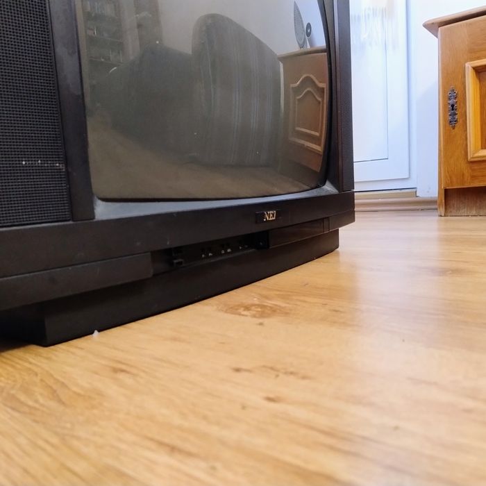 Televizor cu tub NEI