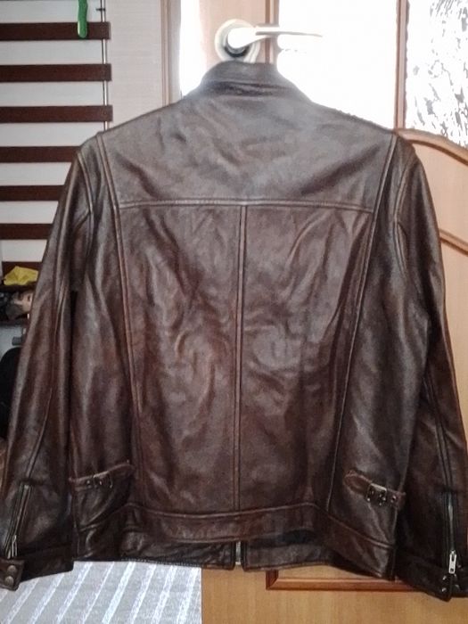 Кожаная винтажная куртка