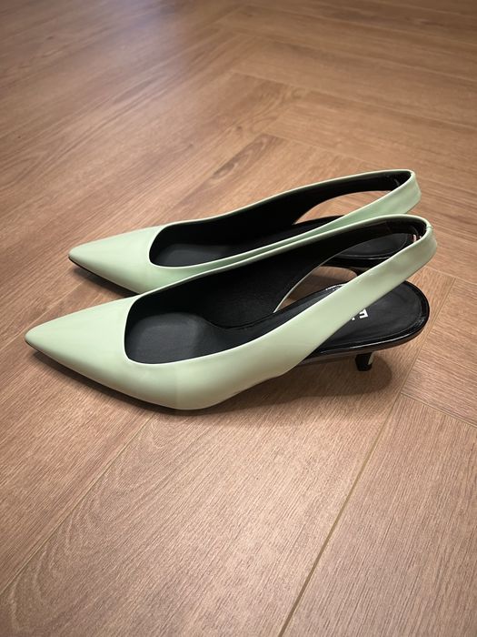 Pantofi Furla Noi !!