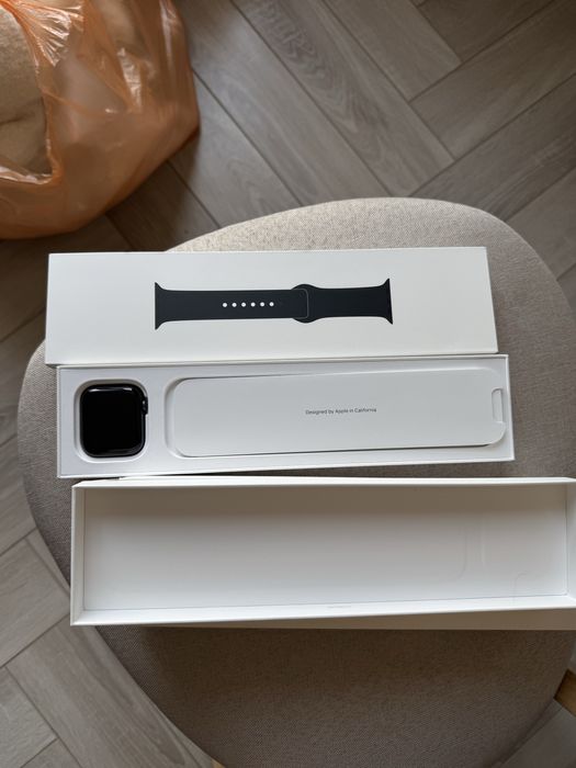 Оригинальный Apple Watch SE