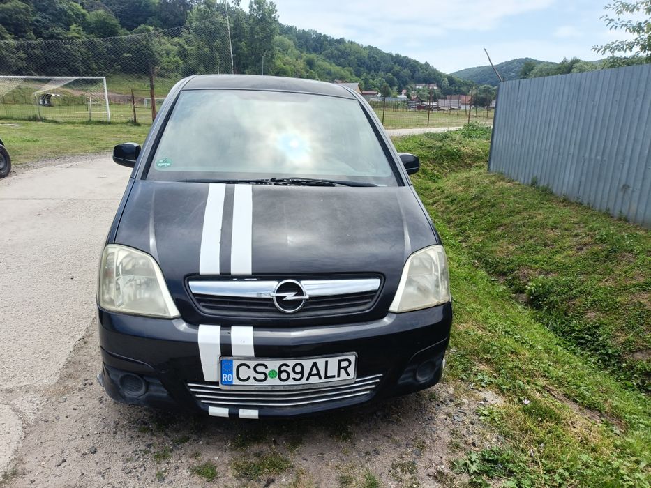 Vând Opel Meriva