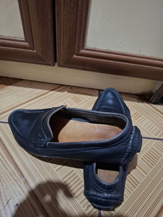 Vând mocasini de bărbați, mărimea 43! Preț negociabil!