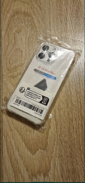 Husă iphone 14/15 pro Max Nouă, Air corner  cu Sclipici verde.