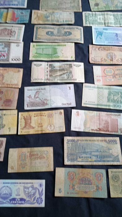 colectie 35 bancnote vechi din care 11 ROMANIA