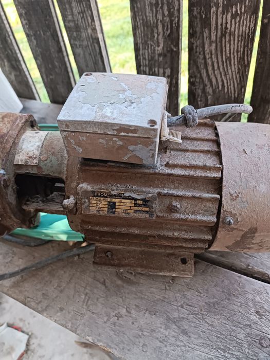 Градински помпи комплект