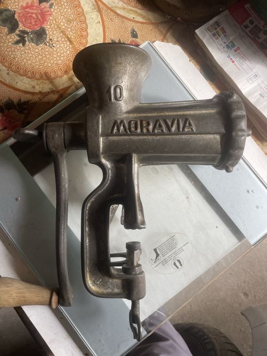 Masina de tocat carne