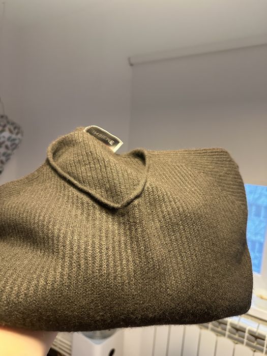 Pulover maro 36 S 70% lână merinos 30% cașmir